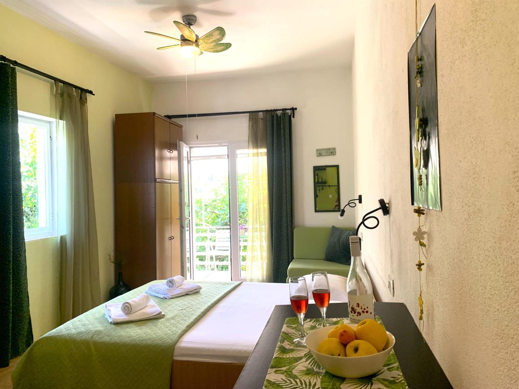 Apartments Garden House พอดโกรา ภายนอก รูปภาพ